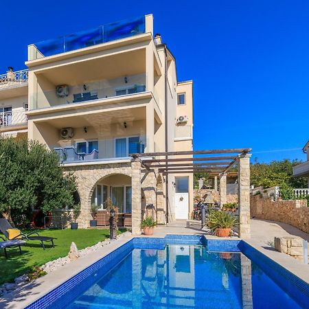 Apartmani Tijana Novi Vinodolski Exterior foto