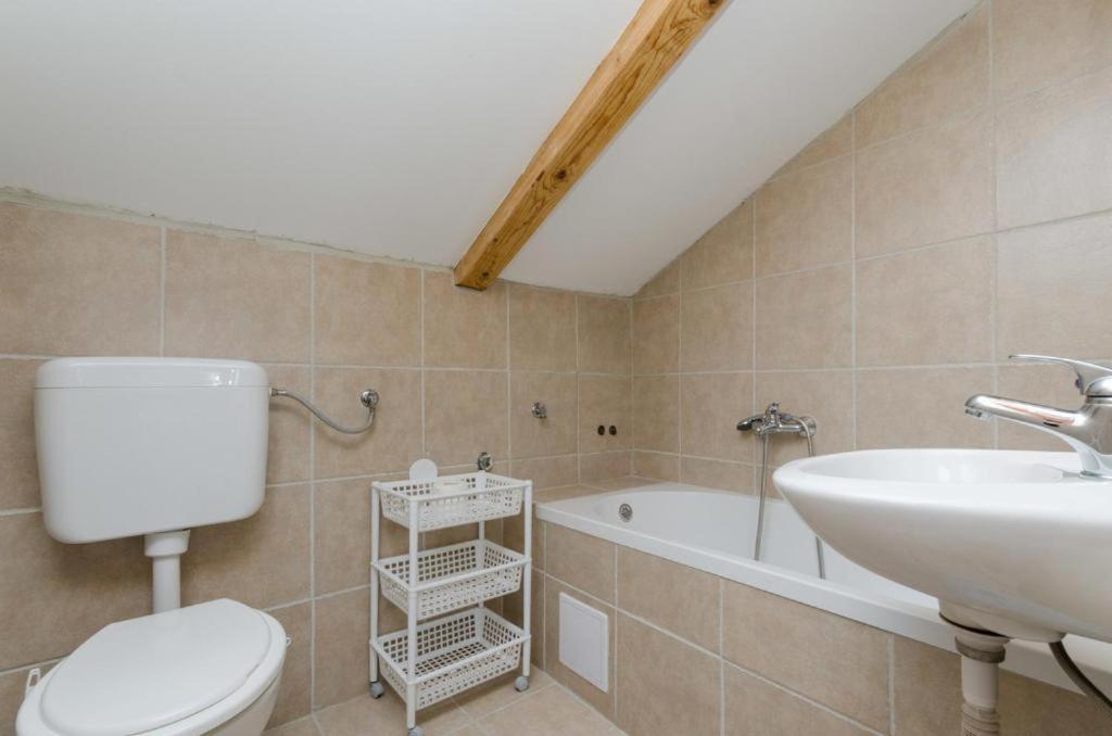 Apartmani Tijana Novi Vinodolski Exterior foto